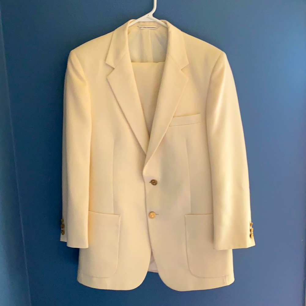 Halston Rare Vintage White/Ivory Men’s Suit - 38